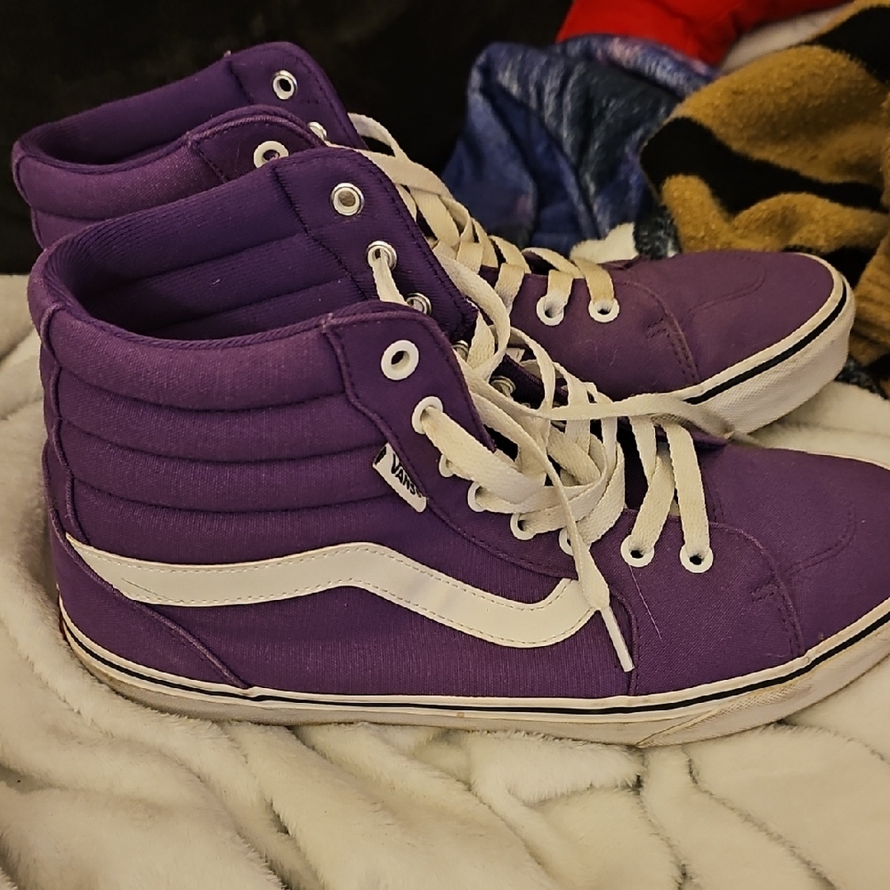 Women's Purple Hitop Vans